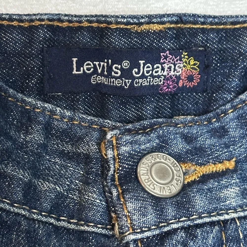 Levis jeans womens size 7 blue jeans 100% cotton denim - Image 4