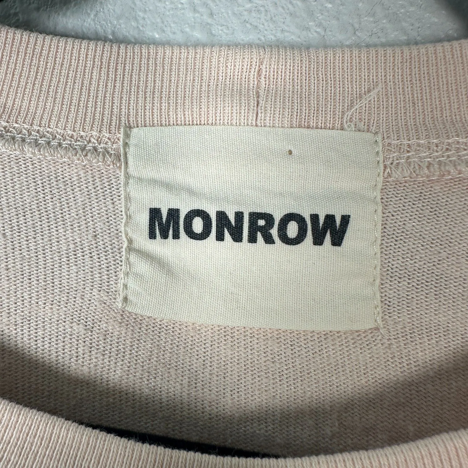 Monrow Abstract Painted Heart Long Sleeve Lightweight Cropped Sweater Size XS Pink - Image 3