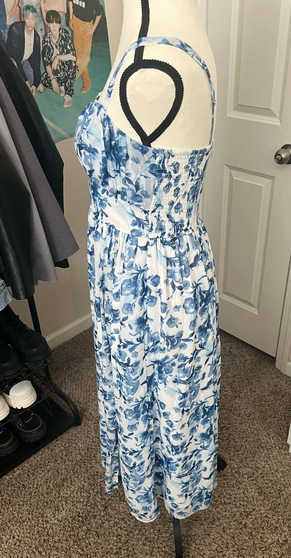 Blue Floral Maxi Dress Size S Tall - Image 5
