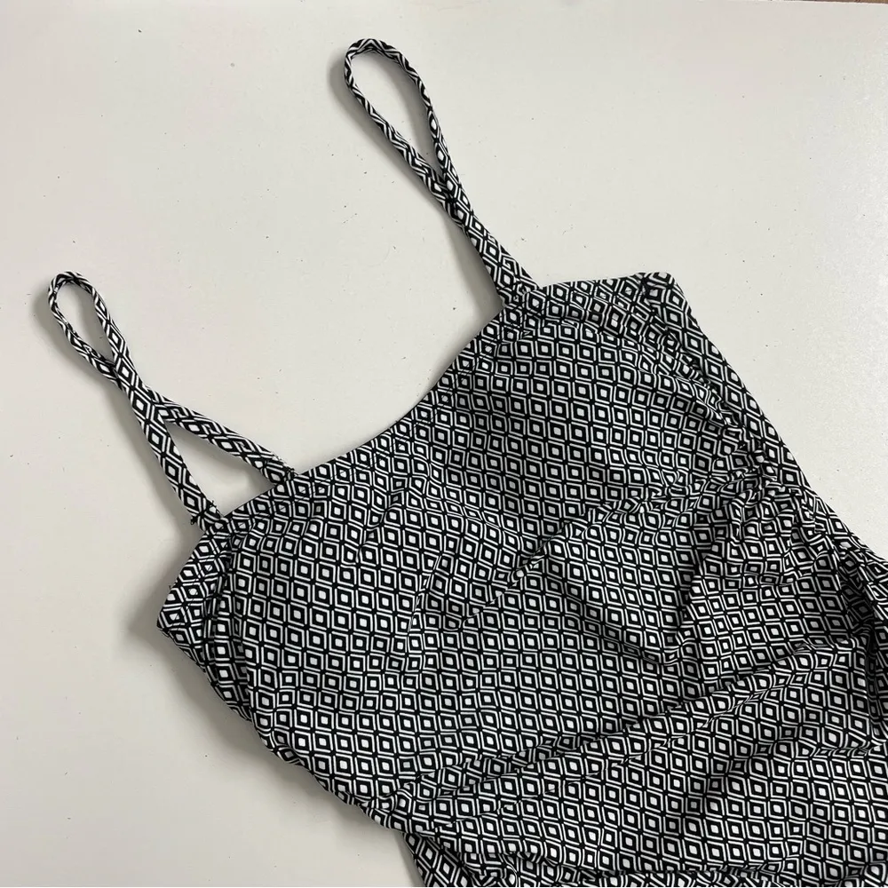 Swimsuit One Piece Geometric Padded Shelf Bra Ruching Boning Black White - Image 7