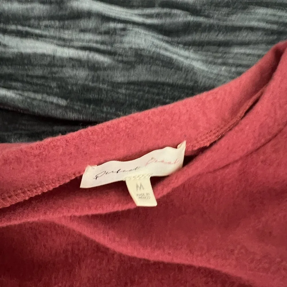 Cozy Red Women's Sweater Size M - Image 2