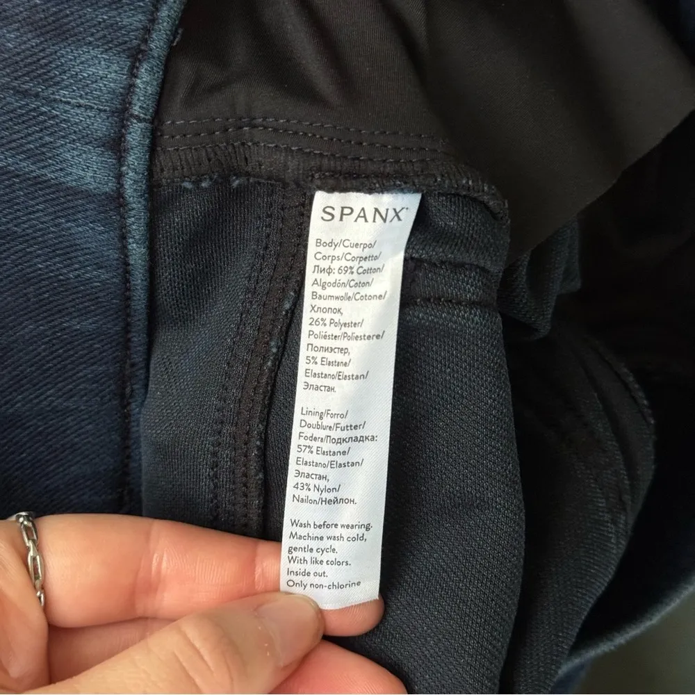 Spanx  Jean-ish Ankle Leggings Twilight Rinse - Image 12