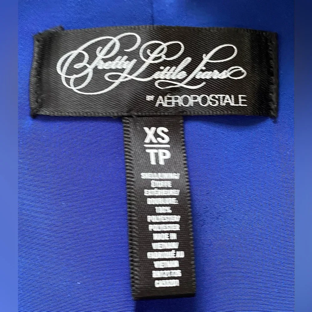 Pretty Little Liars x Aeropostale | Black Cropped Blazer Jacket | Extra Small XS - Image 3