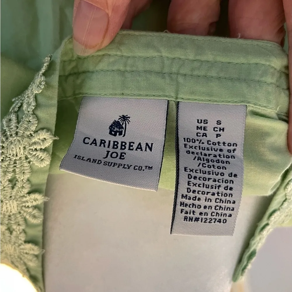 Caribbean Joe cotton button down top with cap sleeves, pin tucks & lace trim. - Image 7