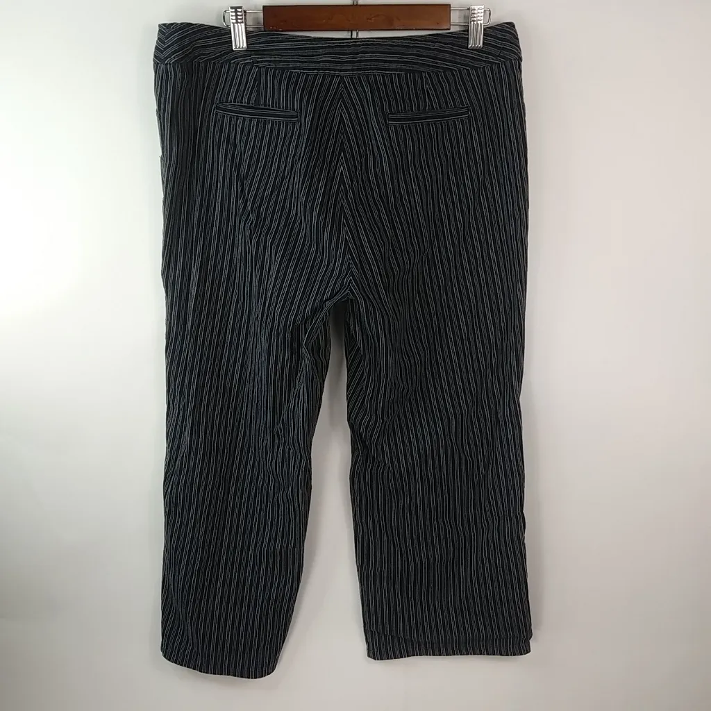 Hannah 14 36 Black White Pinstripe Crop Pants Plus - Image 5