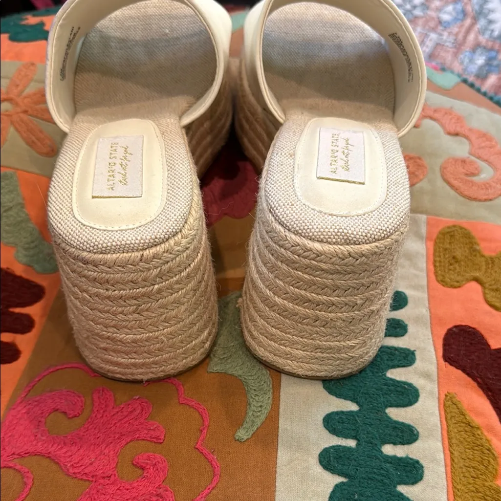 Altar'd State Cream Espadrille Platform Shoes size 9 - Image 8