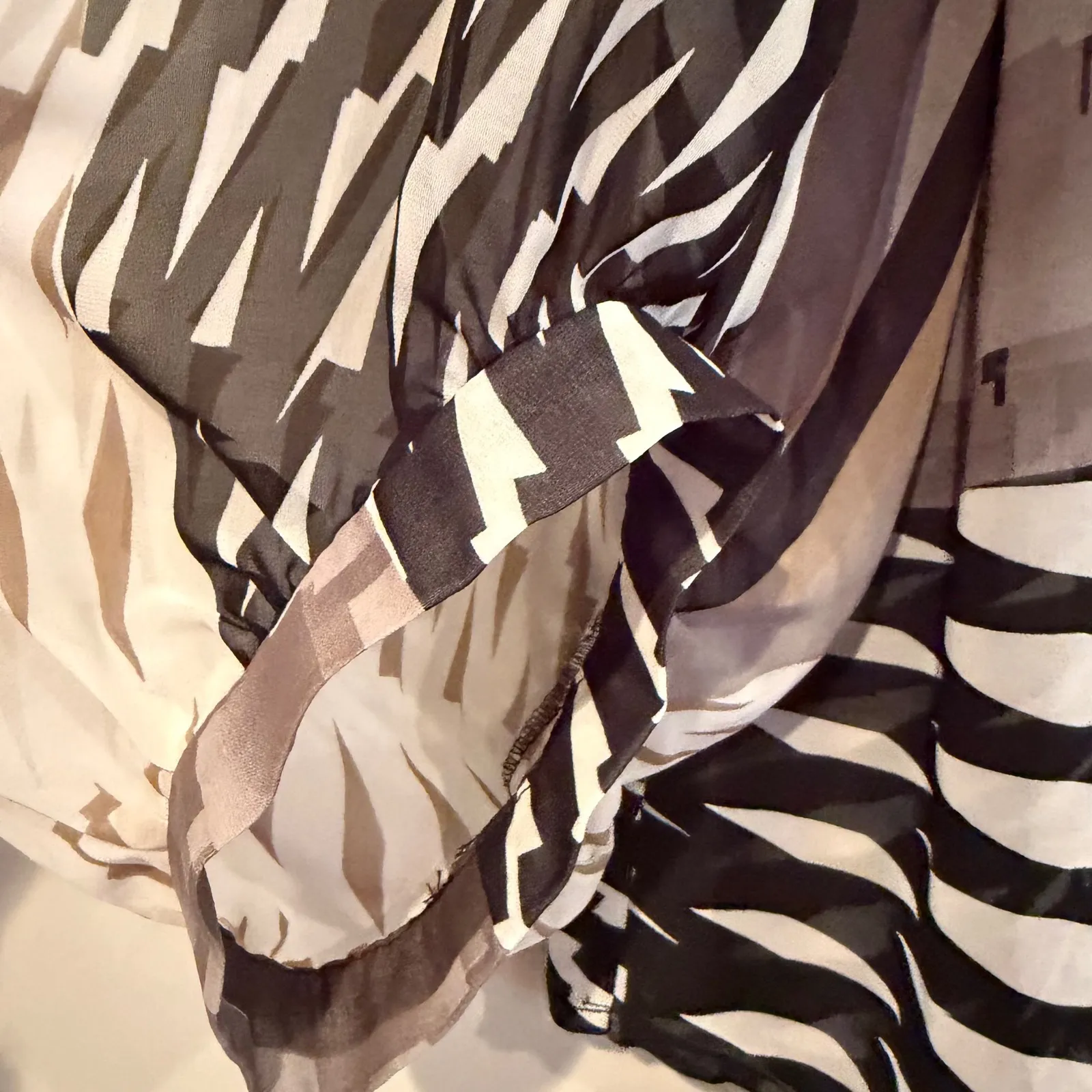 Joseph Ribkoff Geometric Print Sheer Blouse Women's 14 Brown Career Classic - Image 3