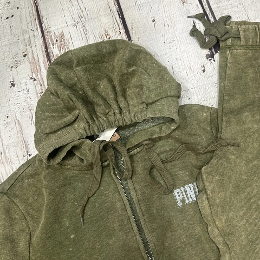 Pink By Victoria’s Secret Green Acid Wash Look Sweat Suit Set - Image 2