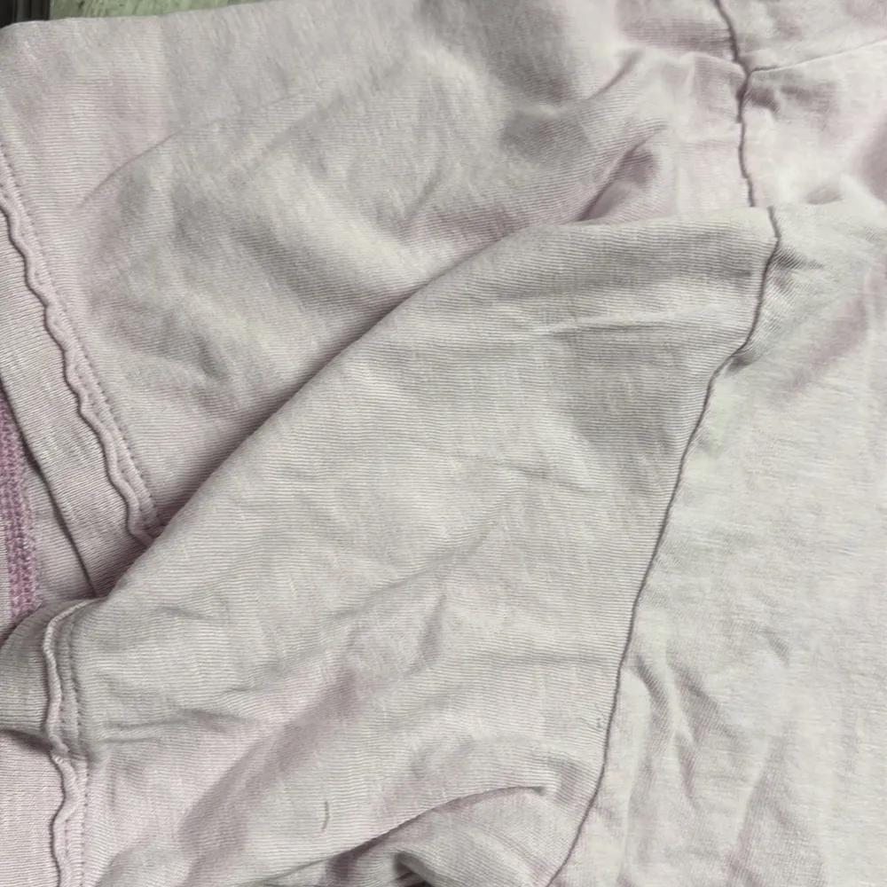 Aerie lavender/ Pink V-Neck Women's Top xxl - Image 4