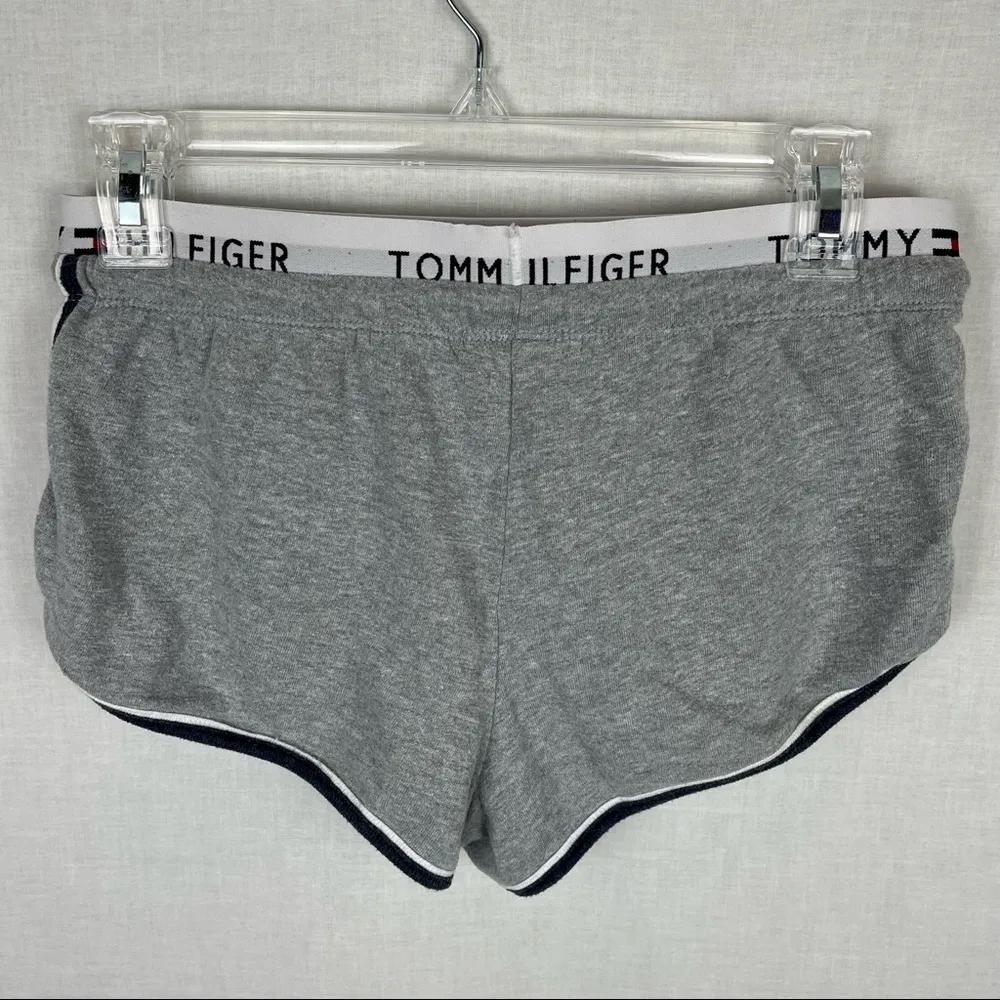 Tommy Hilfiger x Urban Outfitters Retro Sweatshort Shorties - Image 3
