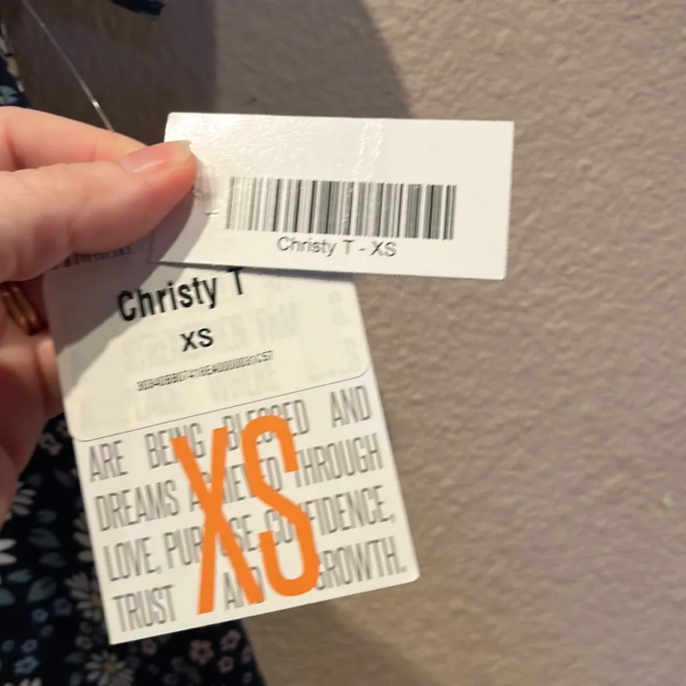 NEW Lularoe XS Christy Daisy Navy Blue V Neck Long Tee Shirt NWT - Image 3