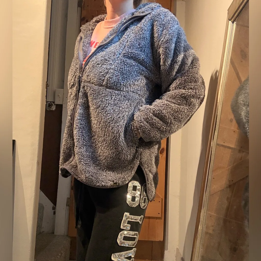 Warm and fuzzy llbean fleece Gray Size undefined - Image 6