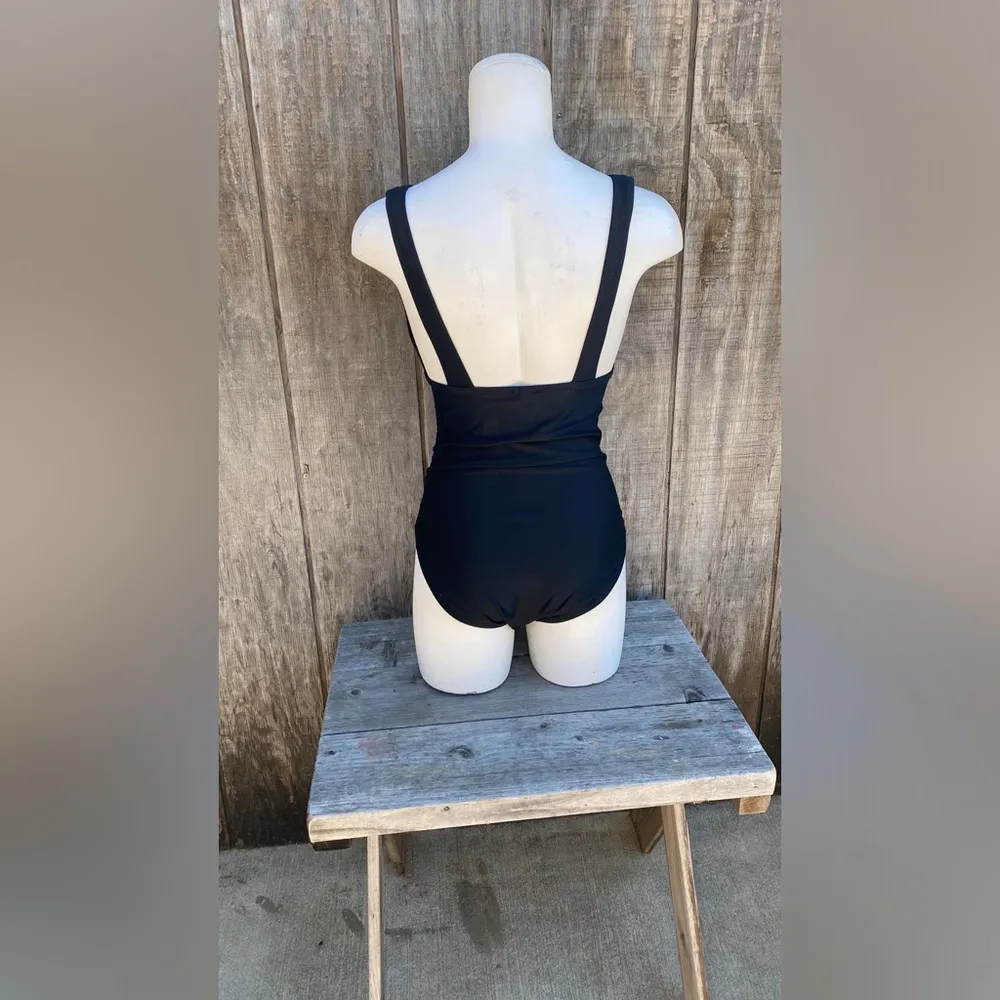 New J. Crew Woman’s Ruched V Neck One Piece Flattering Swimsuit Size Small Black - Image 5