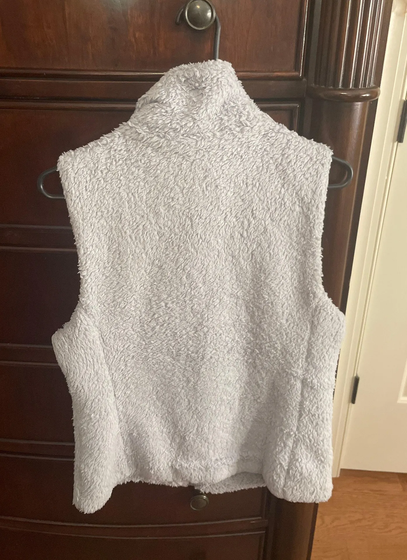 Patagonia Gray Fleece Vest - Image 3