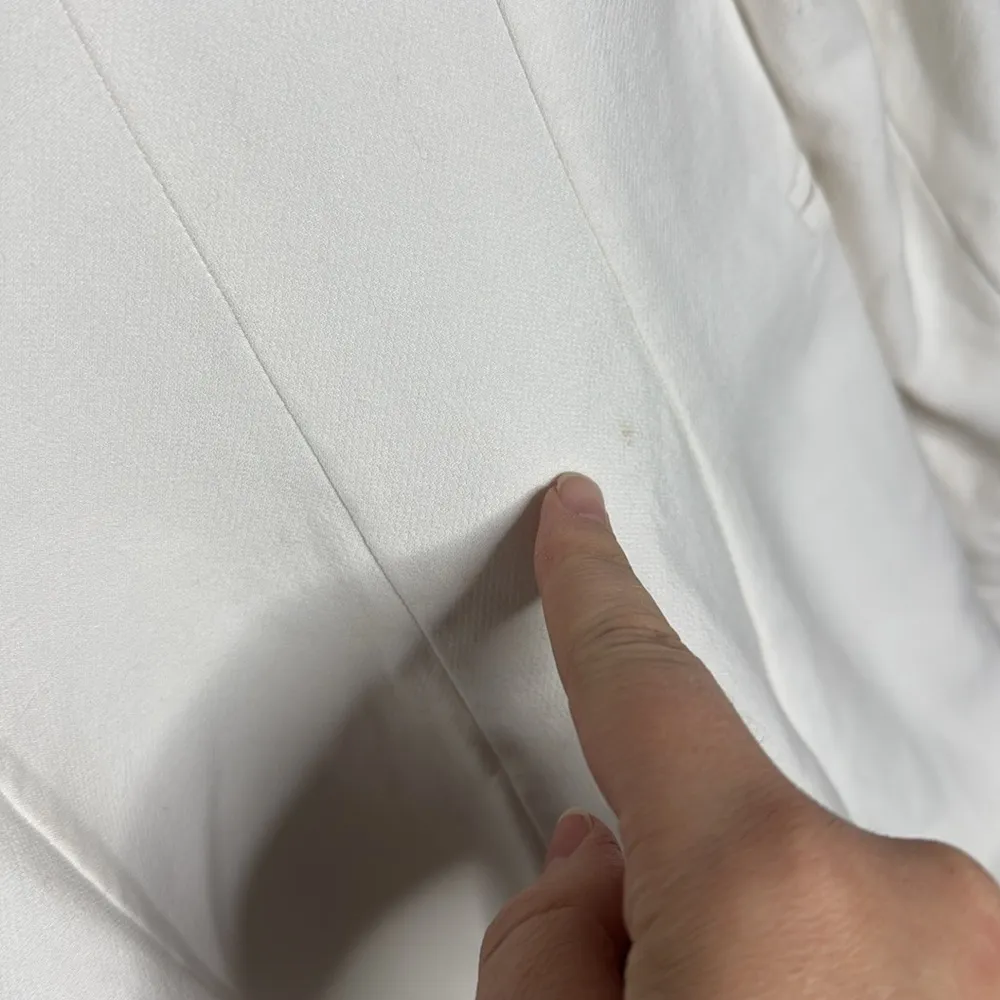 Theory Collarless open slim fit off white blazer size 6 - Image 4