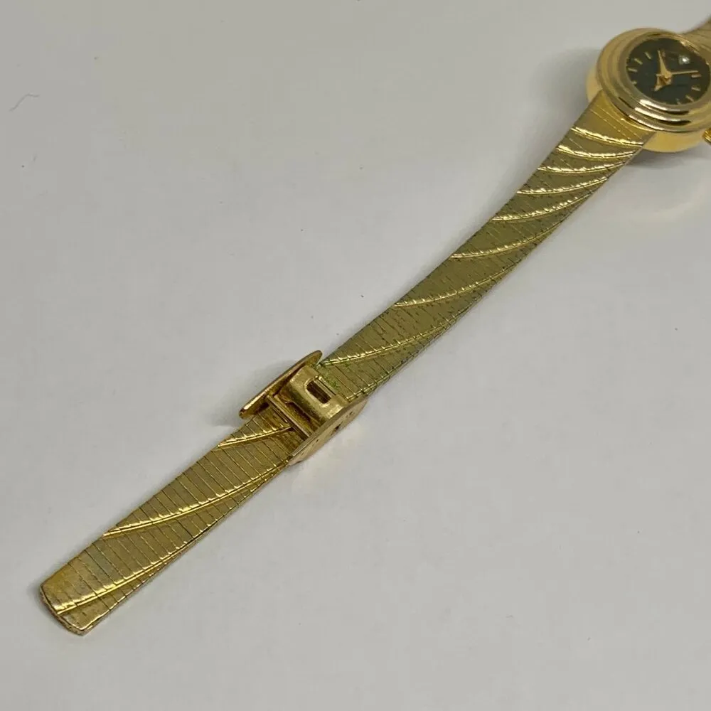 Wrangler Vintage  women’s quartz analog watch 19mm gold toned up to 7” running - Image 4