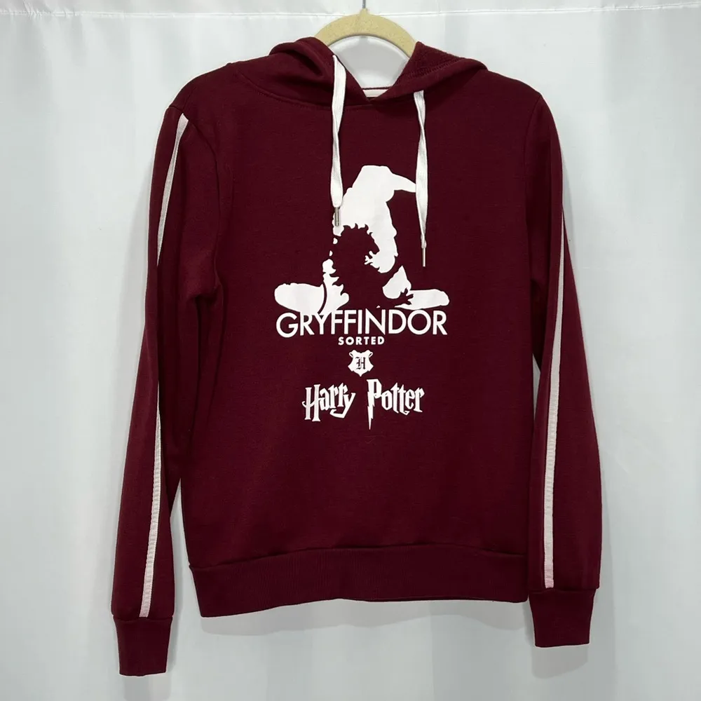 Harry Potter Maroon Gryffindor Hooded Sweatshirt - Image 2