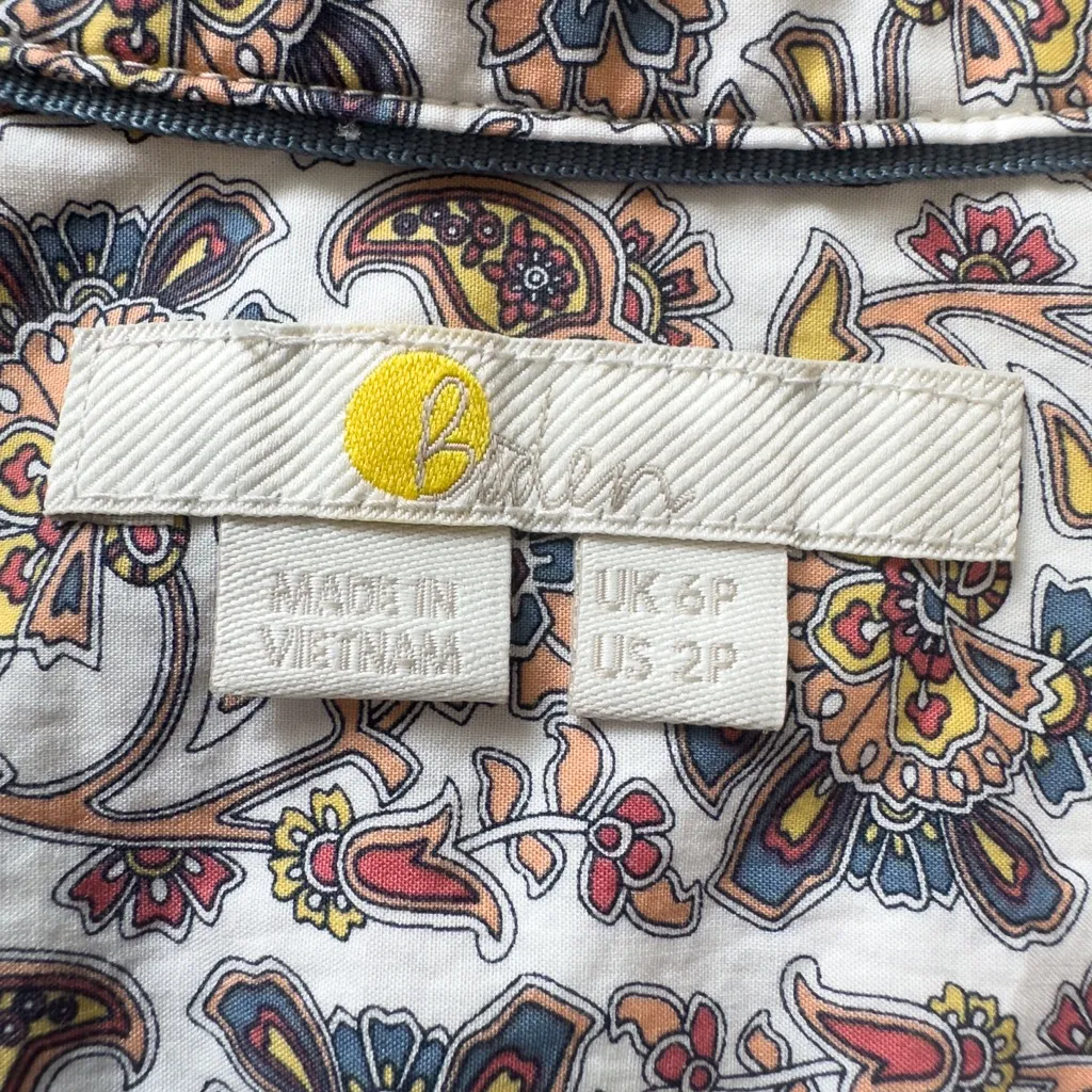 Boden Paisley Floral Cotton Button Down Business Casual Blouse Top Size 2P T1178 White - Image 6