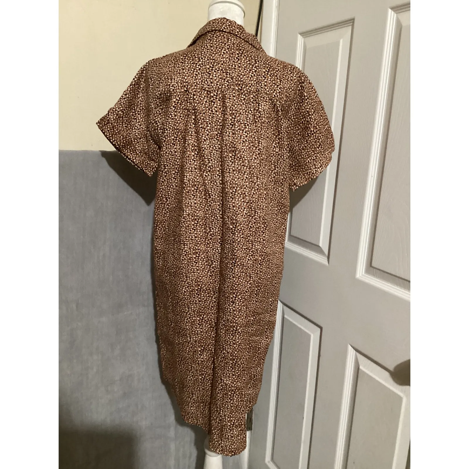 Tahari Linen Shirt Dress Leopard Print Button Front Short Sleeve Women's M - Image 4