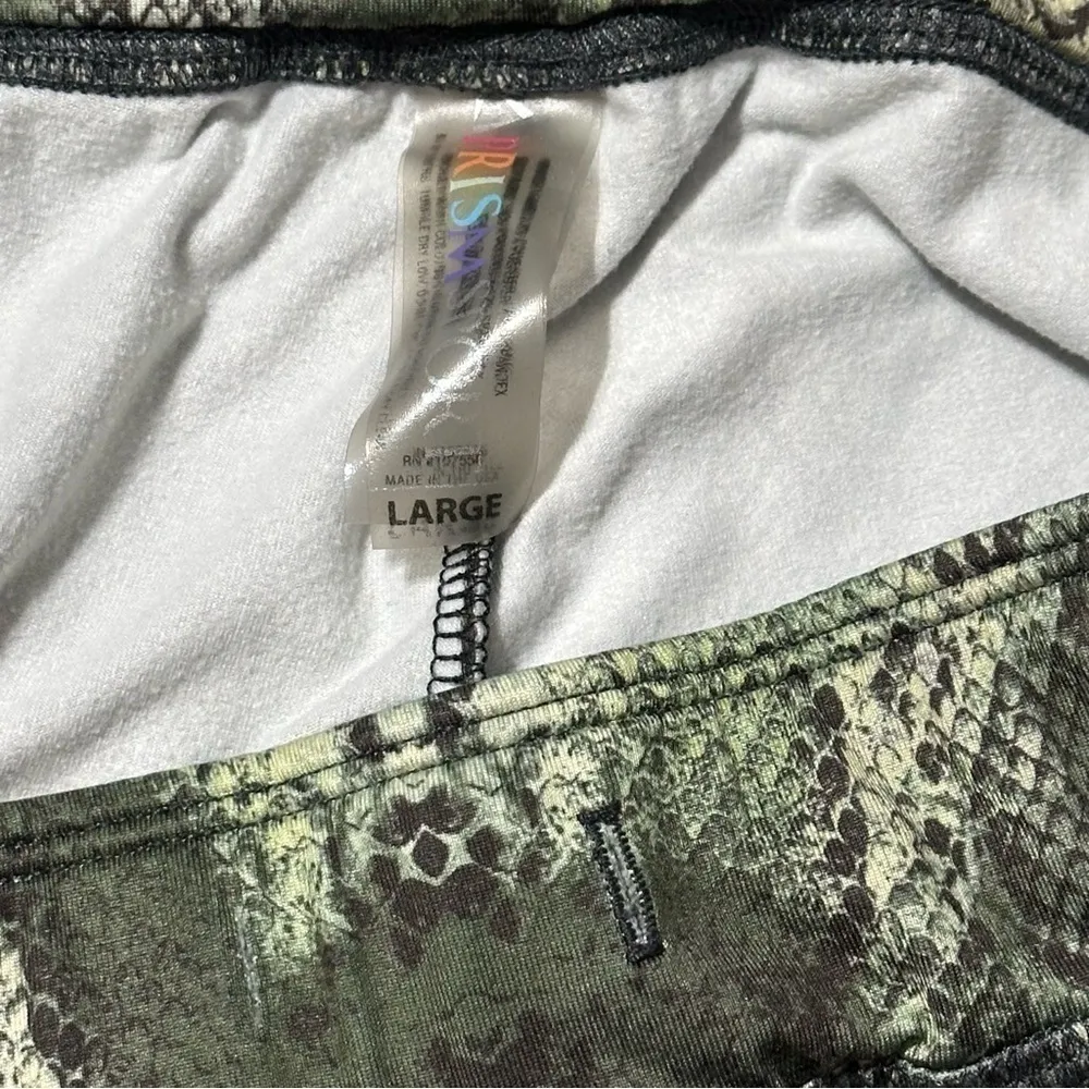 Prismsport Women’s Size L Green Black Snakeskin Print Tuxedo Stripe Jogger Pants Size L - Image 3