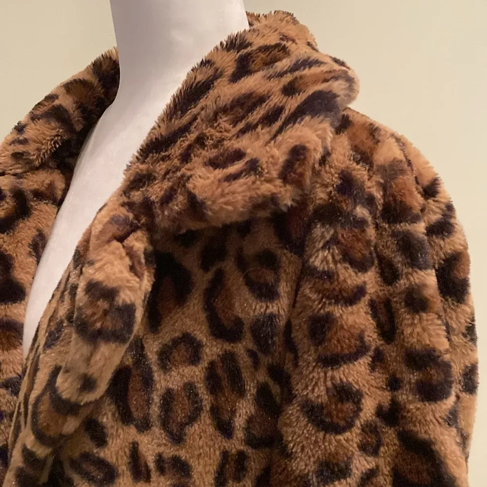 Melissa Paige  Cheetah Print Teddy Jacket - Image 5