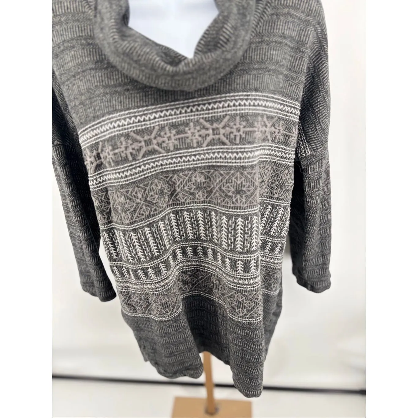 Natural Reflections Women’s Cowl Neck Boho Nordic pullover Sweater Size M Gray - Image 5