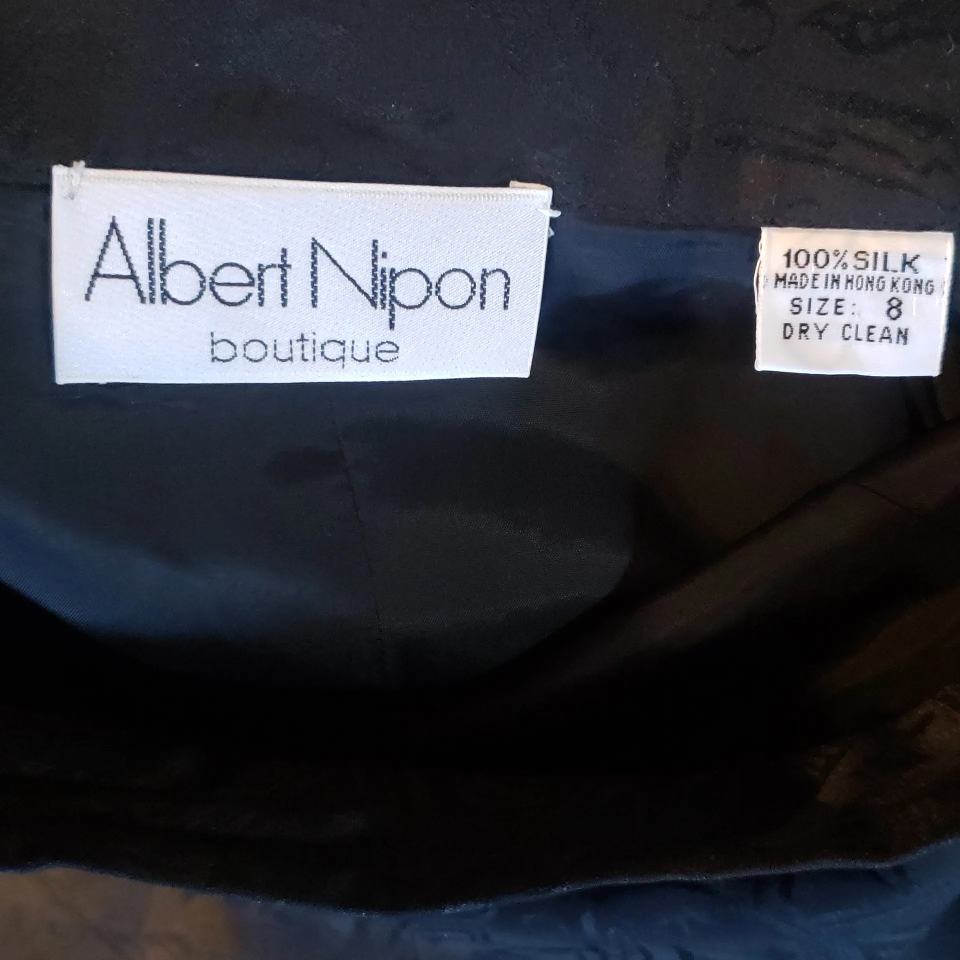 Albert Nipon Boutique silk suit 1980's vintage see beautiful details Black - Image 5