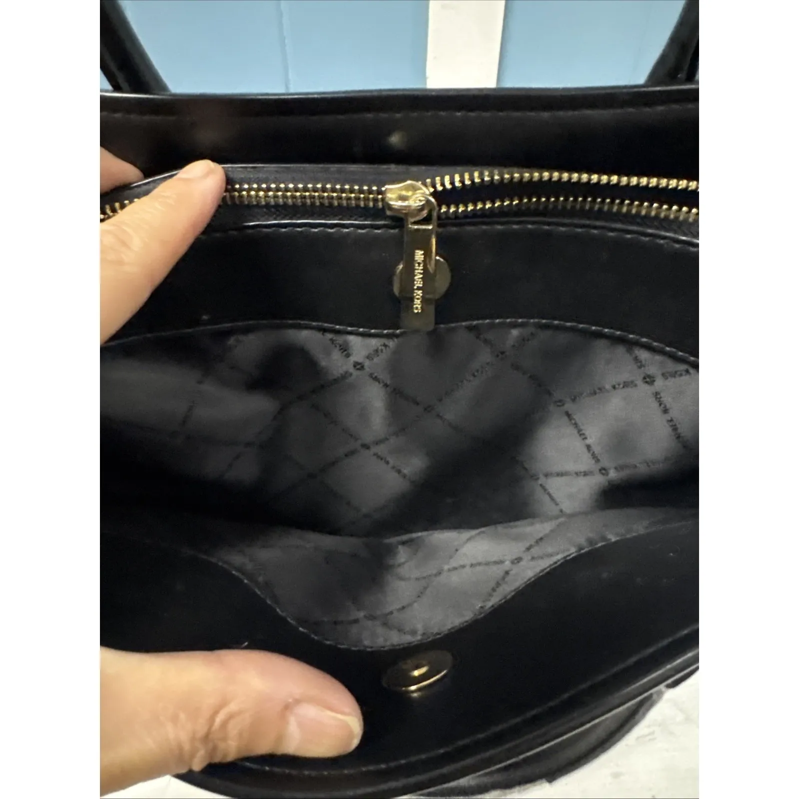 Michael Kors Black Handbag 2-Way‎ Gold Accents 13" X 11" X 6" - Image 9