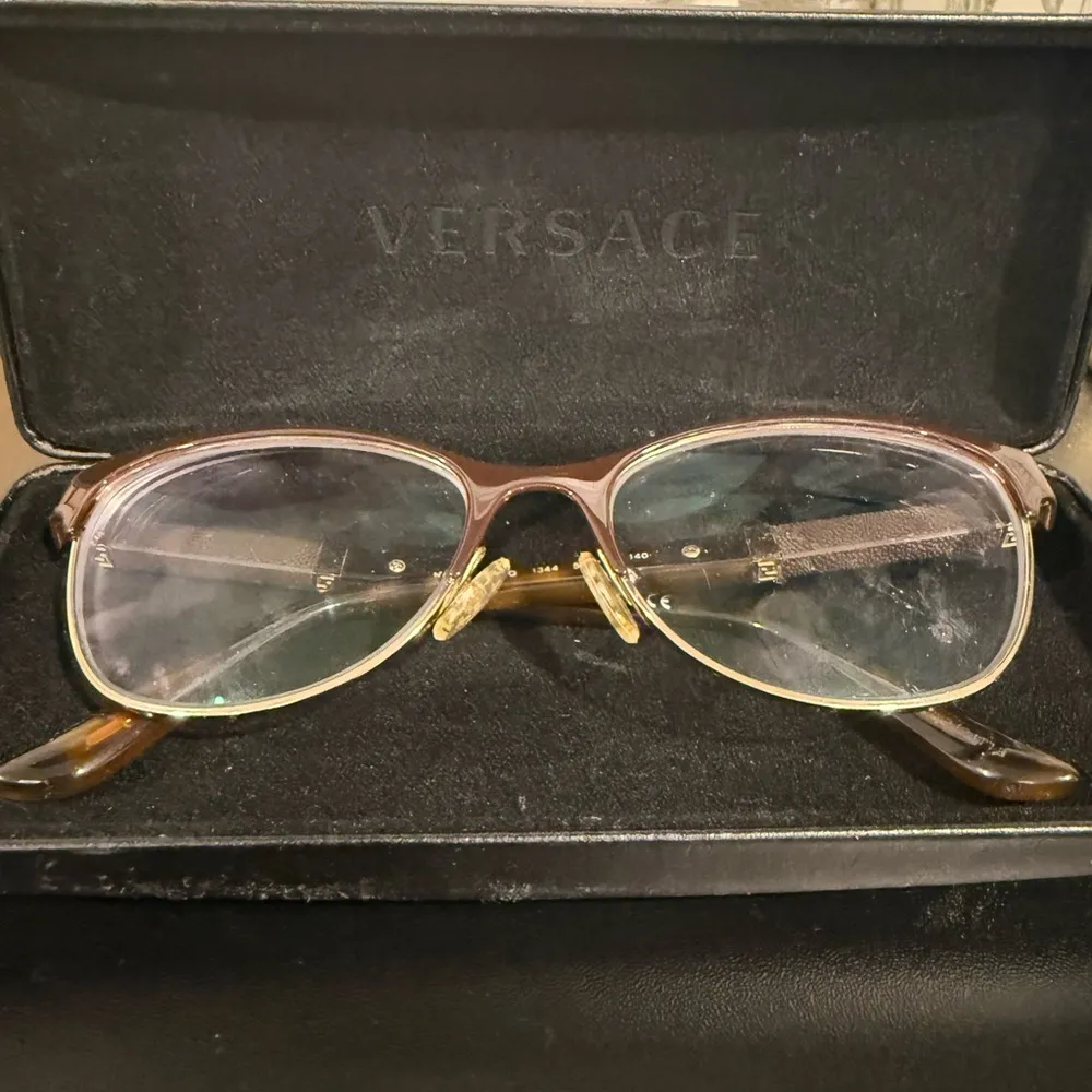 Versace tortoise Cat-Eye Glasses - Image 11