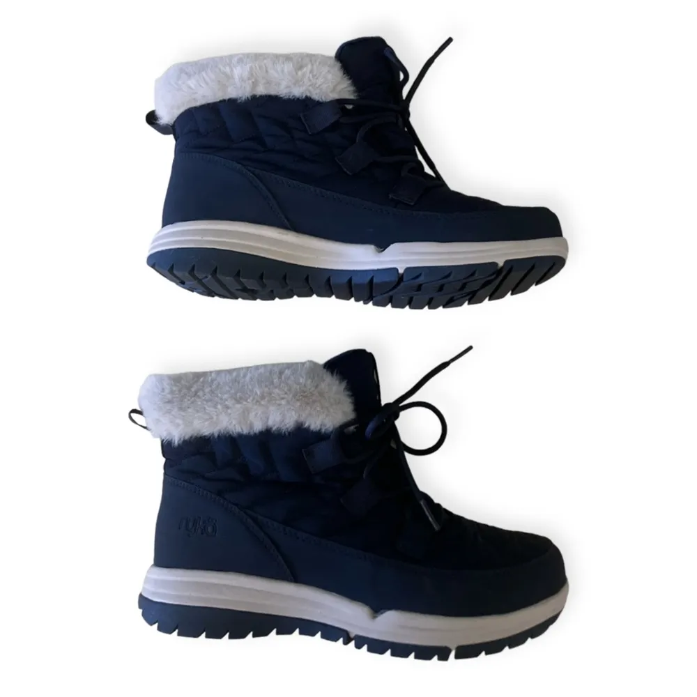 womens navy blue  Aubonne Snow Boot - Image 4