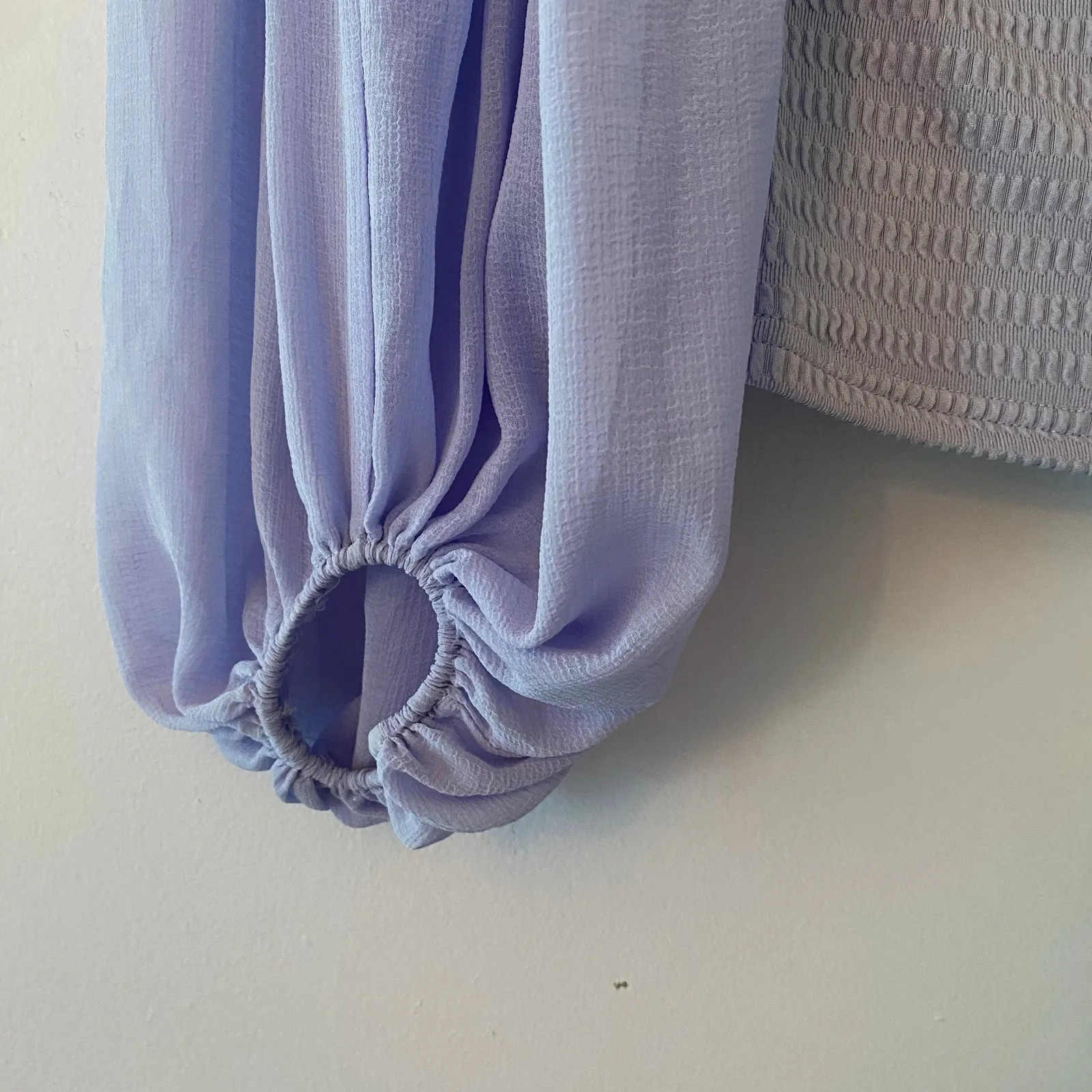 Anthropologie Purple Balloon Puff Sleeve Smocked Blouse Top Women's size XS - Image 5