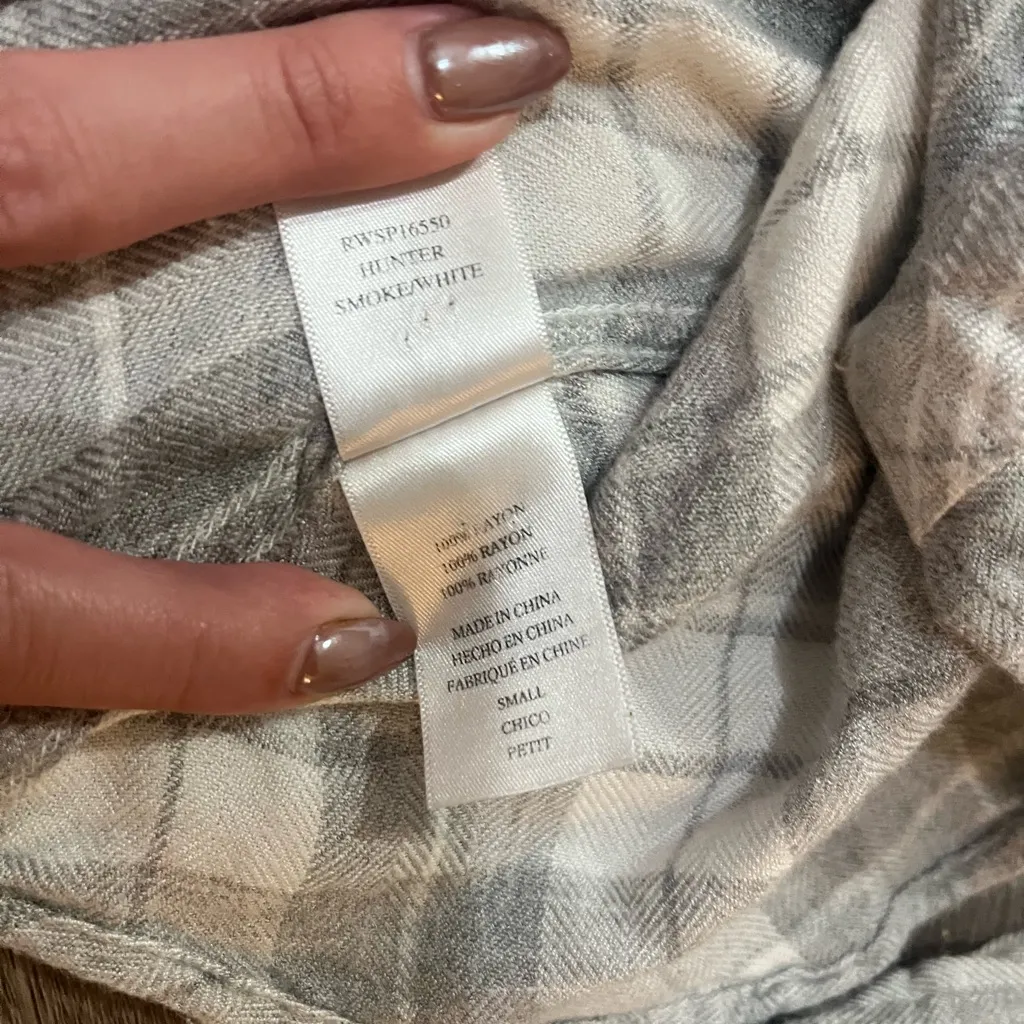 Rails  Hunter Button Down Plaid Shirt in Smoke/White - Image 7