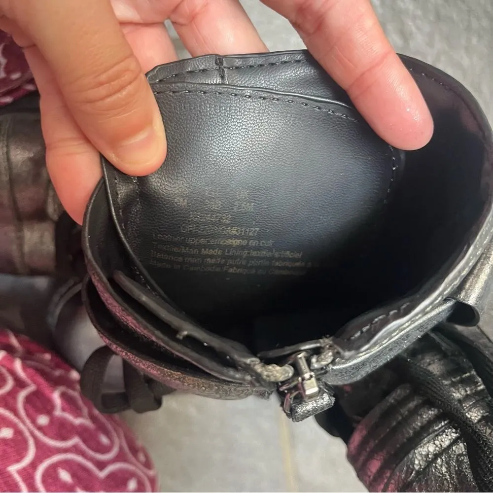 DKNY  Basia Combat Boot SZ 5 Gunmetal Grey Leather Buckle Quilted Lug Sole Chunky - Image 9