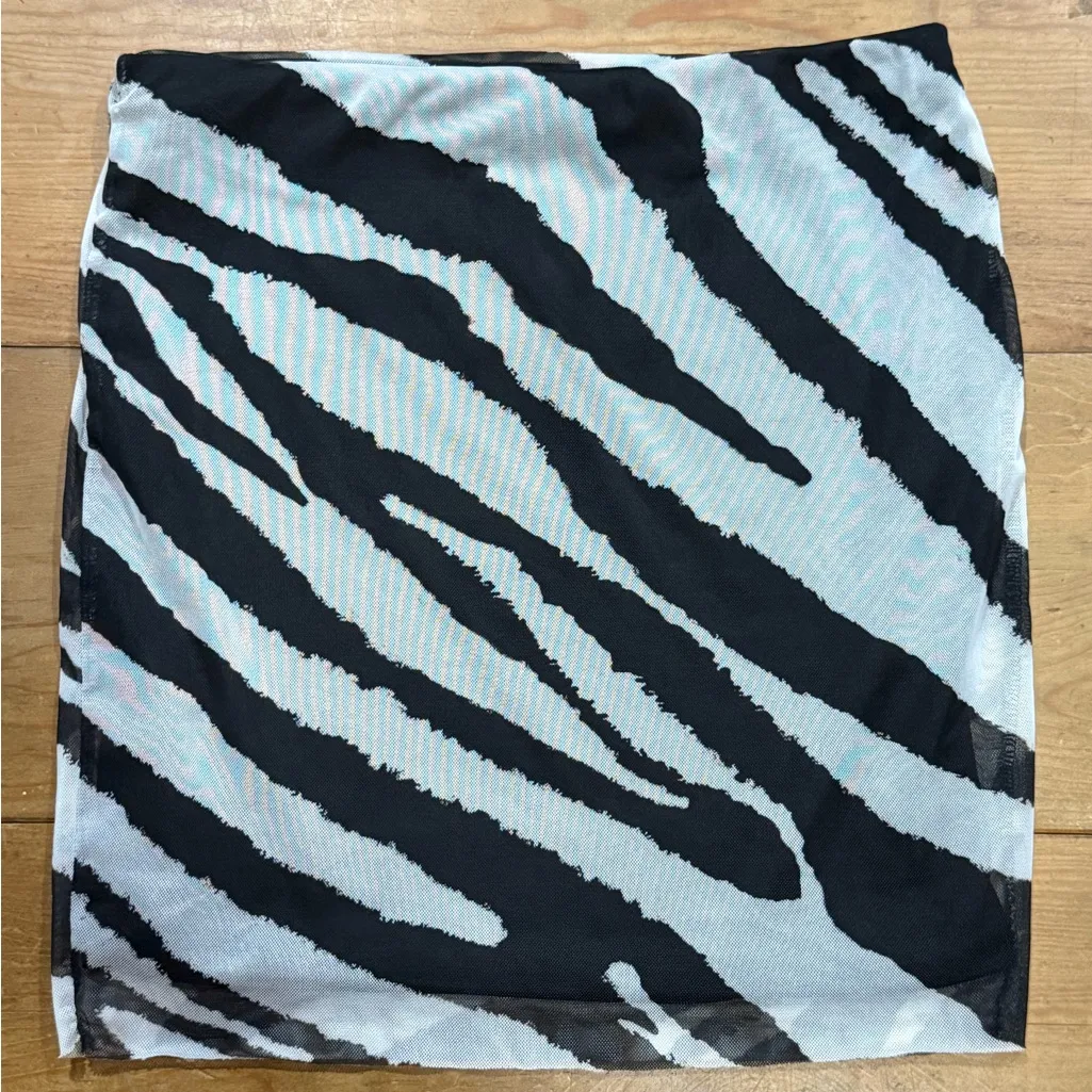 PrettyLittleThing Zebra Print Mesh Mini Skirt | Size US 8 | Y2K - Image 3