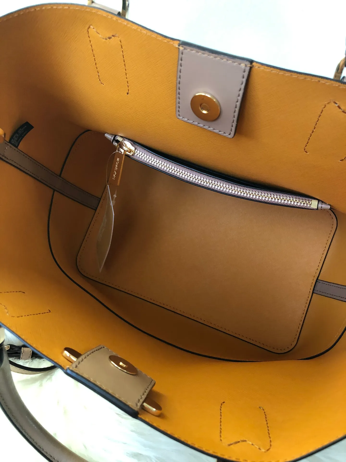 Michael Kors Trista Large Handbag - Image 9