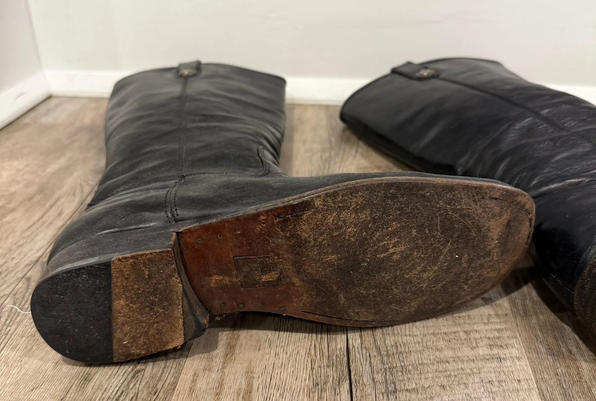 Frye Melissa Button Riding Boots Black Leather Women’s Size 8.5 Classic Tall - Image 11