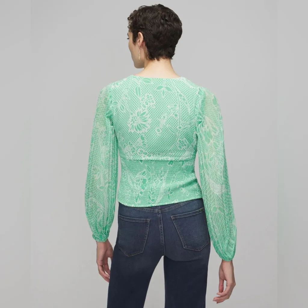 NWT $130 WHBM Long Sleeve Pleated Crepe Blouse Green Size 4 - Image 4