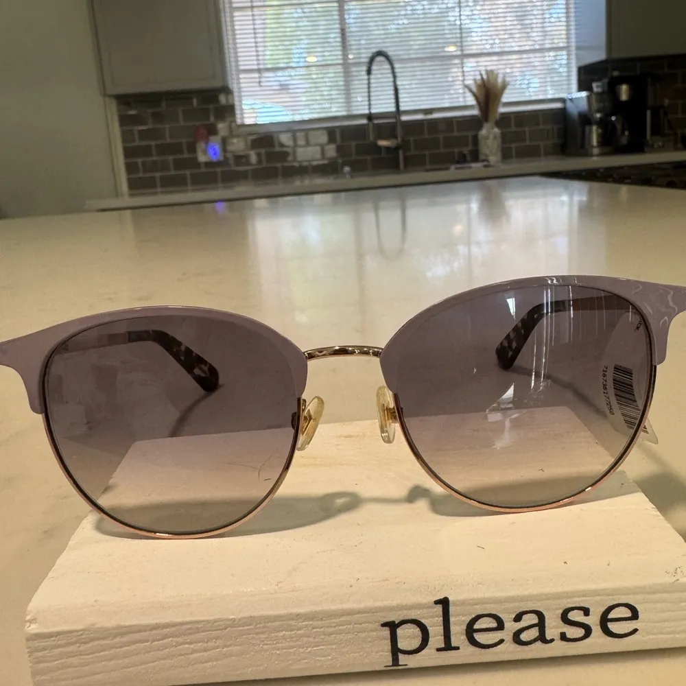 KATE SPADE Stylish Purple and Gold Sunglasses - Image 7