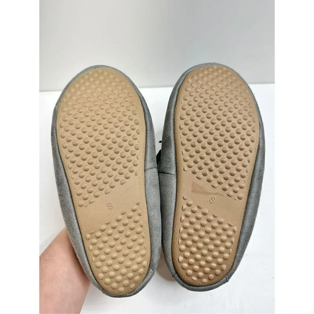 Nordstrom Rack Slippers Womens Size Small Faux Fur Gray Slip On Style - Image 7