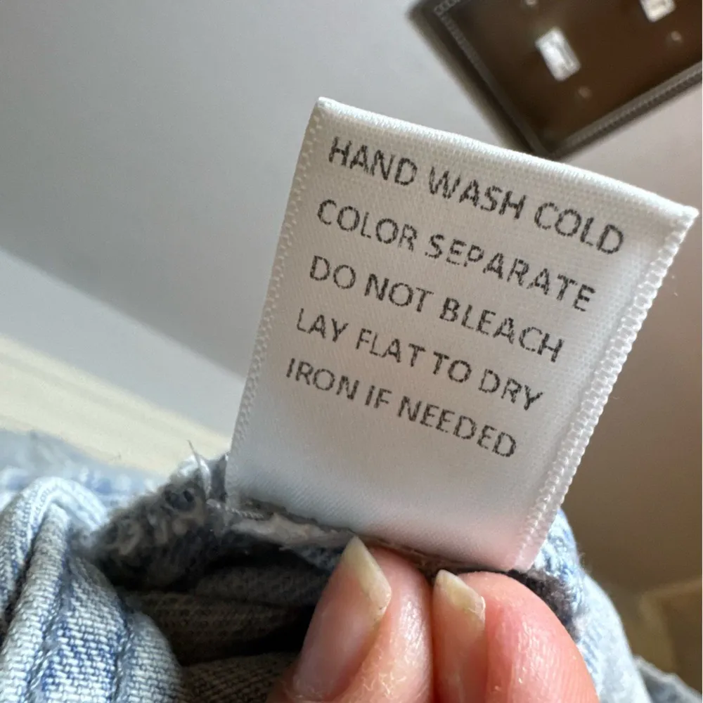 Le Lis Collection halter denim belted open‎ back mini dress Large - Image 7