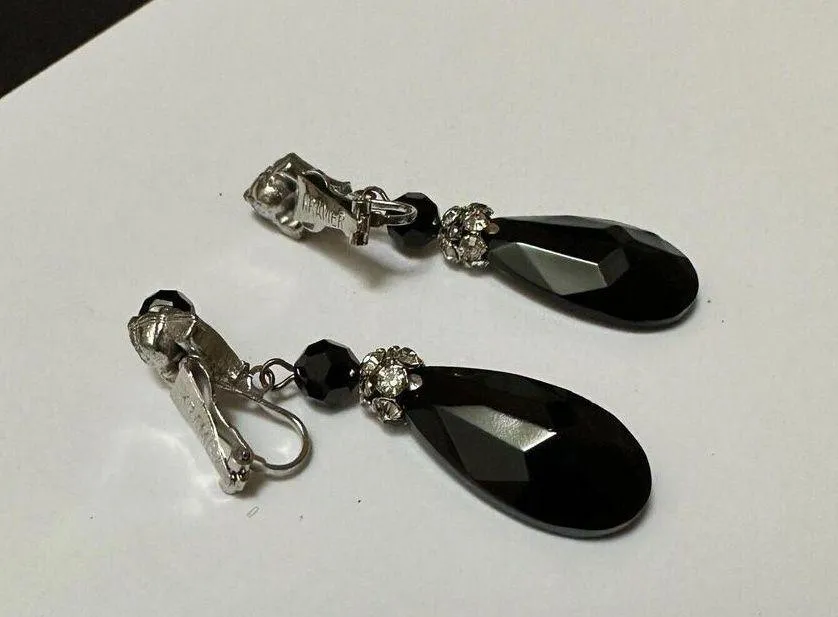 Vintage Signed Kramer Rhinestone Silver Tone Black Bead Dangle Clip On Earrings - Image 6
