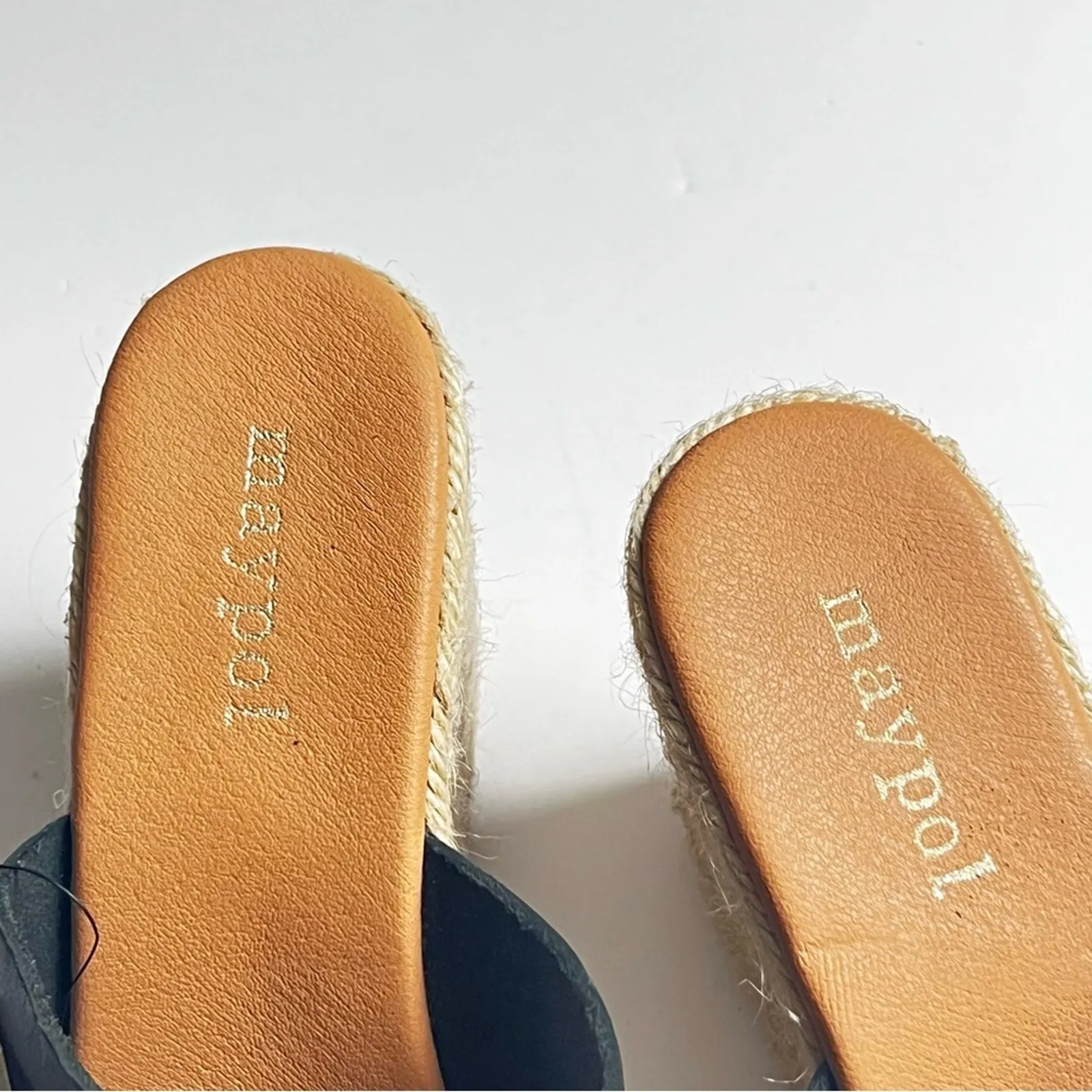 Maypol Women's Genuine Leather Upper Black Gold Studded Heeled Wedge Sz 39 - Image 7