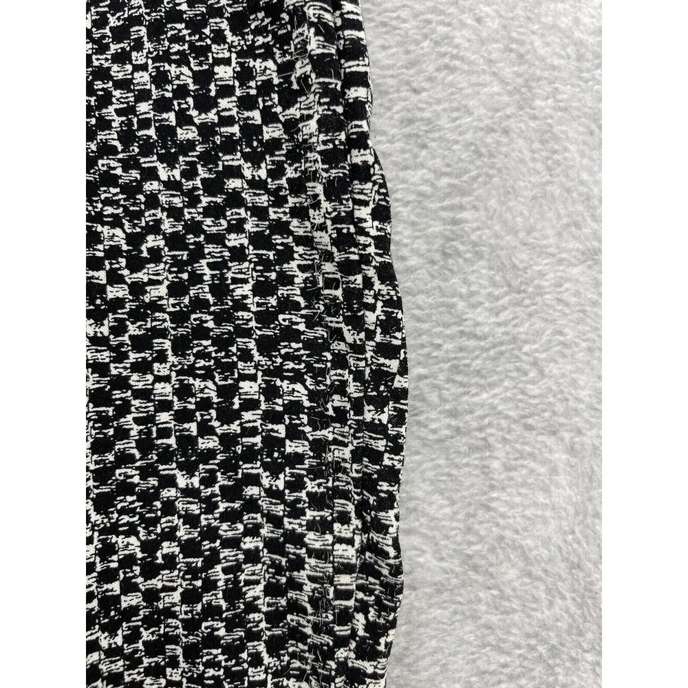 Hilary Radley women's Dress Capri pants Size Medium Black White Faux Pockets - Image 7