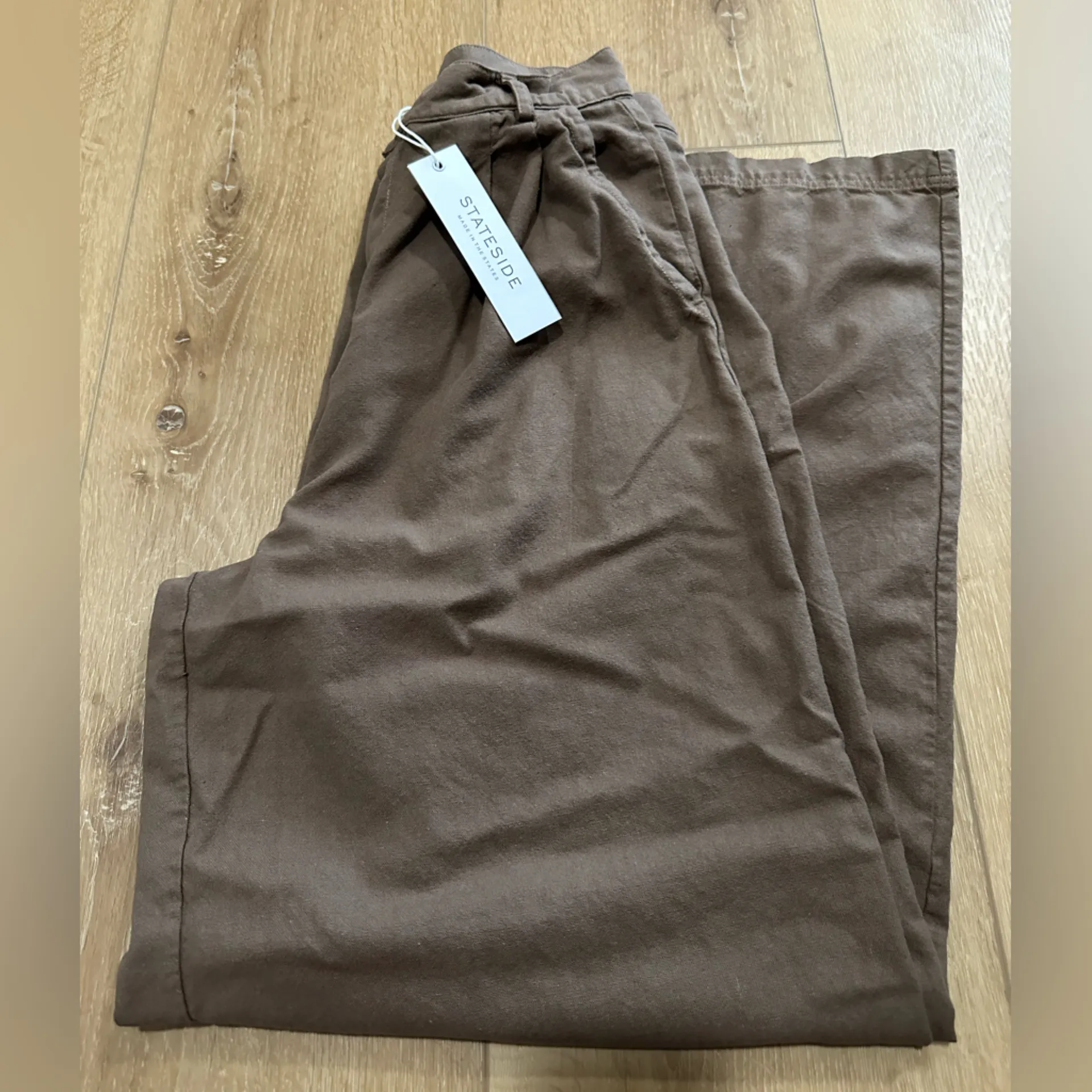 $208 NEW with tags!  Stateside Women's Linen Wide Leg Trousers - Twig - Small - Image 9