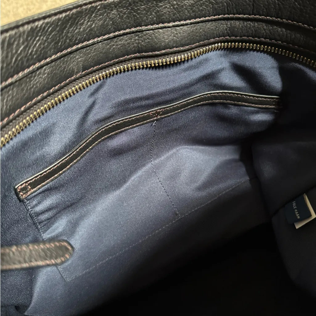 Cole Haan  Black Classic Pebbled Leather Shoulder Bag - Image 11