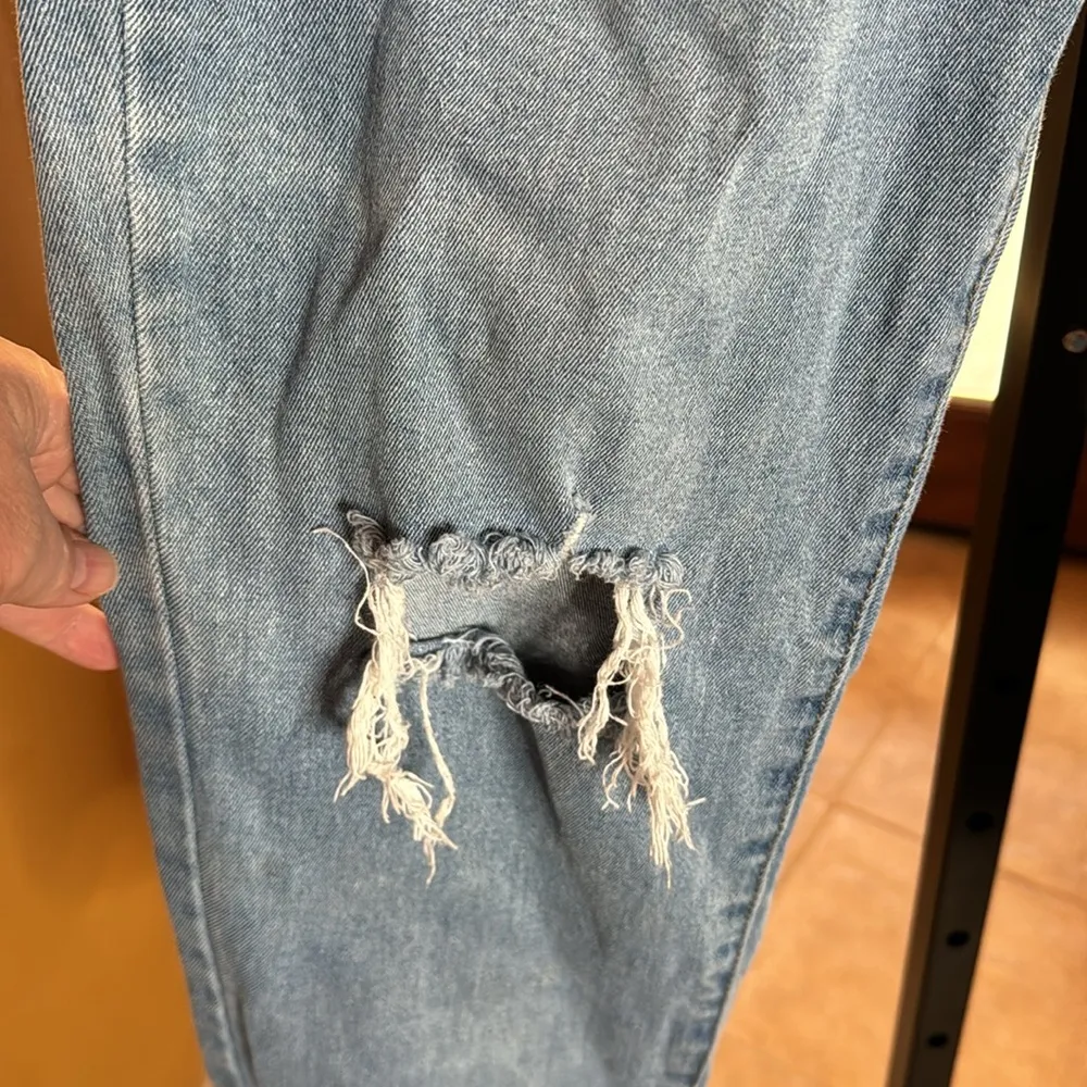 Cotton On Mom High 90s Stretch Jeans Size 12 - Image 2