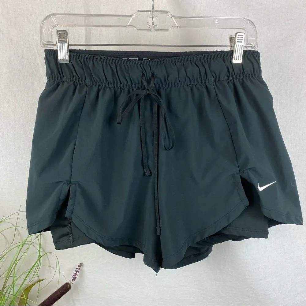 Nike Black & White Double Layer Athletic Sport Shorts & Top 2 Piece SET M - Image 3