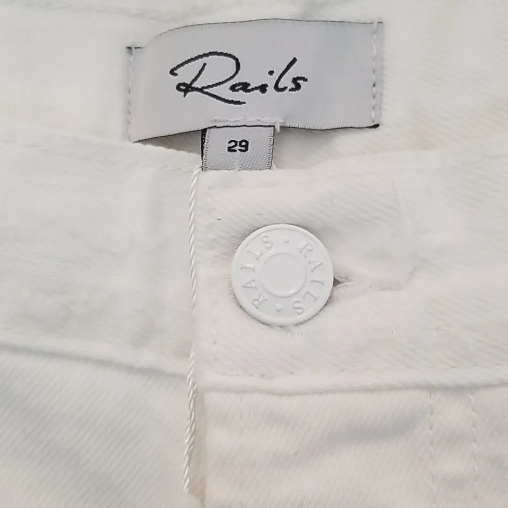 💕RAILS💕 Logan White Stars Distressed Denim Short - Image 13