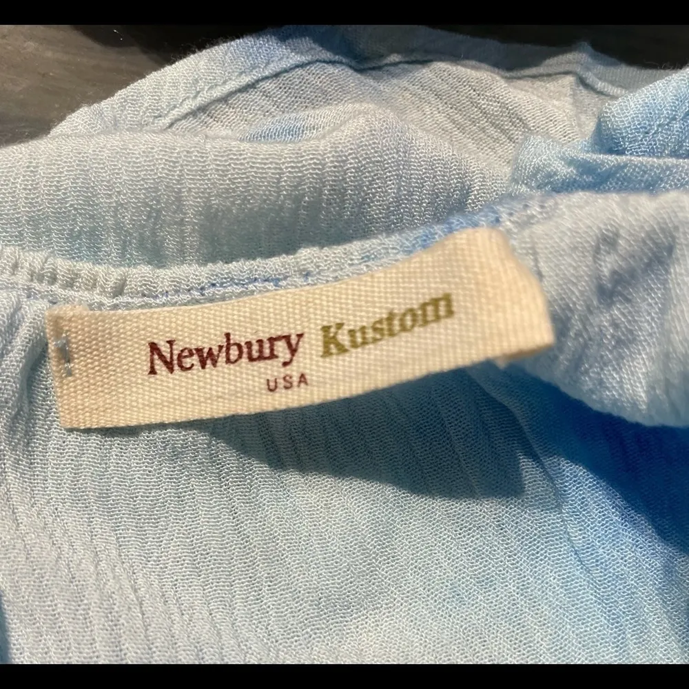 🌴 2/$12 SALE 
Newbury Kustom Blue Tie Dye Flowy Top - Image 5