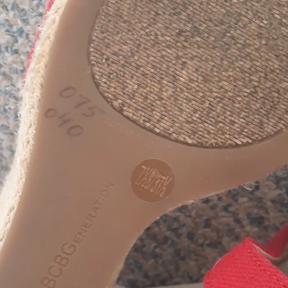 BCBGeneration Shoes SIZE 7.5 - Image 7